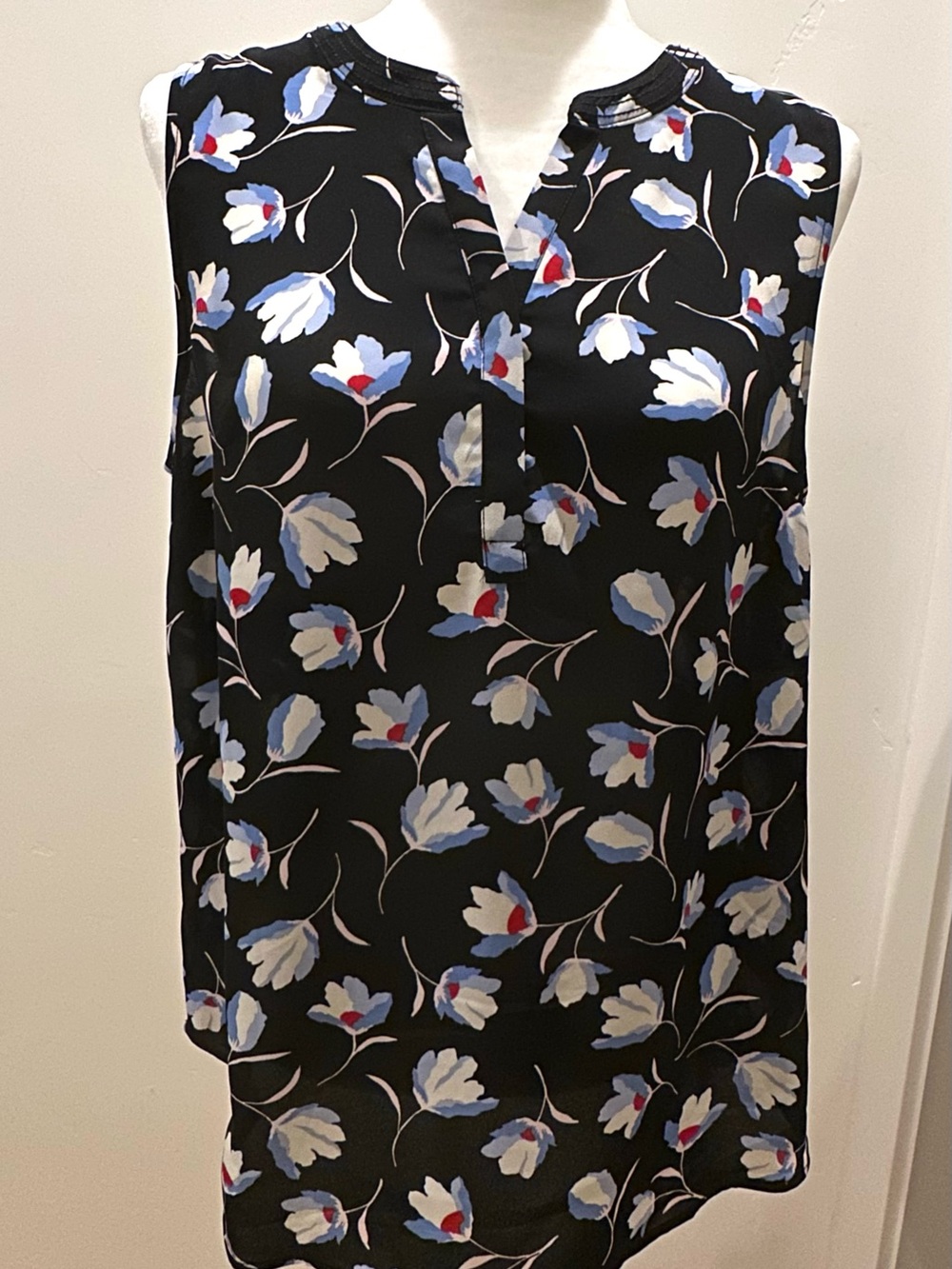 Talbots Black Sleeveless Floral Sleeveless Blouse with Blue, White & Red Accents